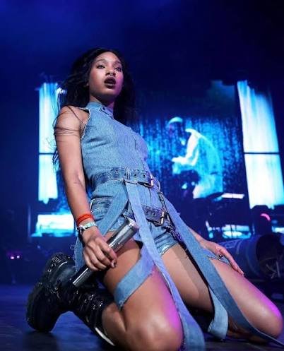 Willow Smith Wait a Minute
